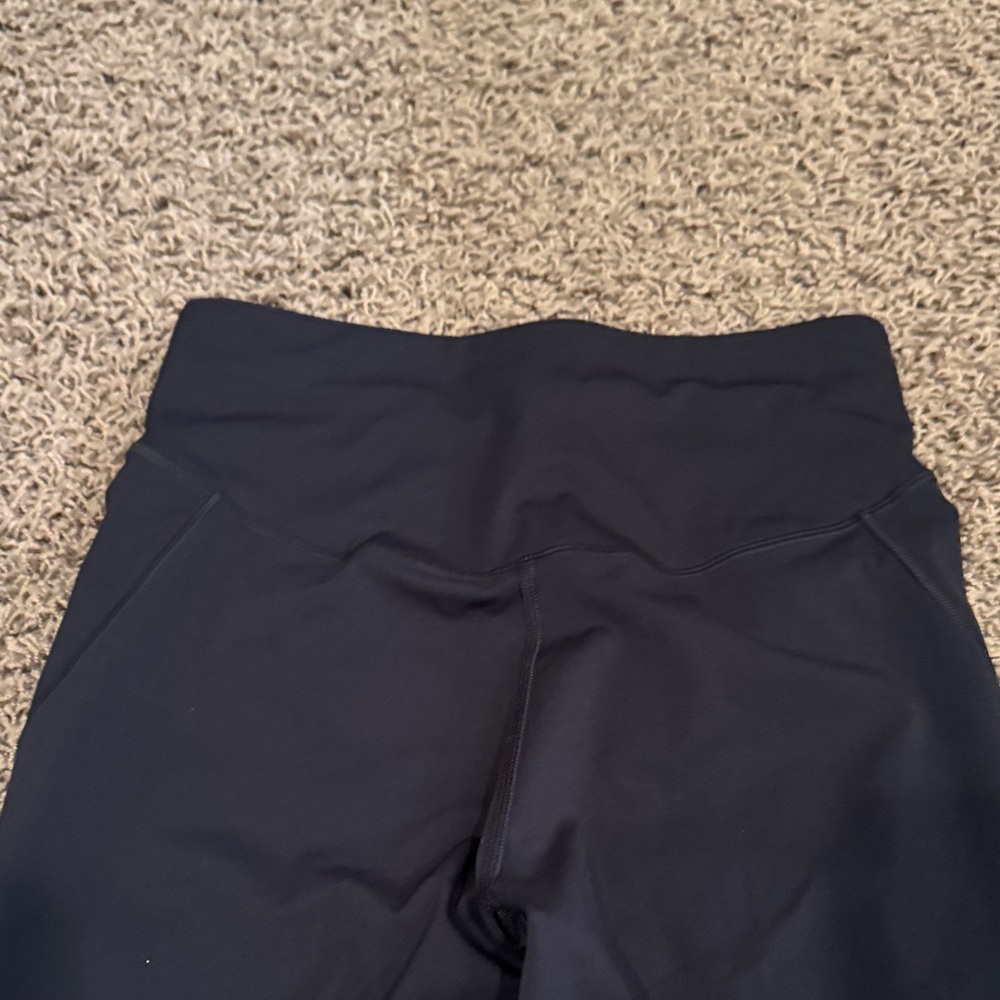 Lululemon Athletica Black Leggings - Picture 4 of 10